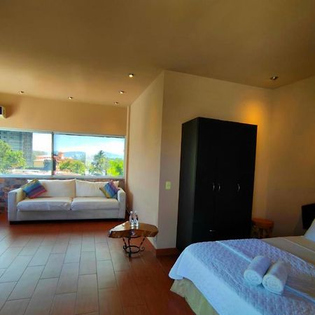 La Zona Hostel San Salvador Eksteriør billede