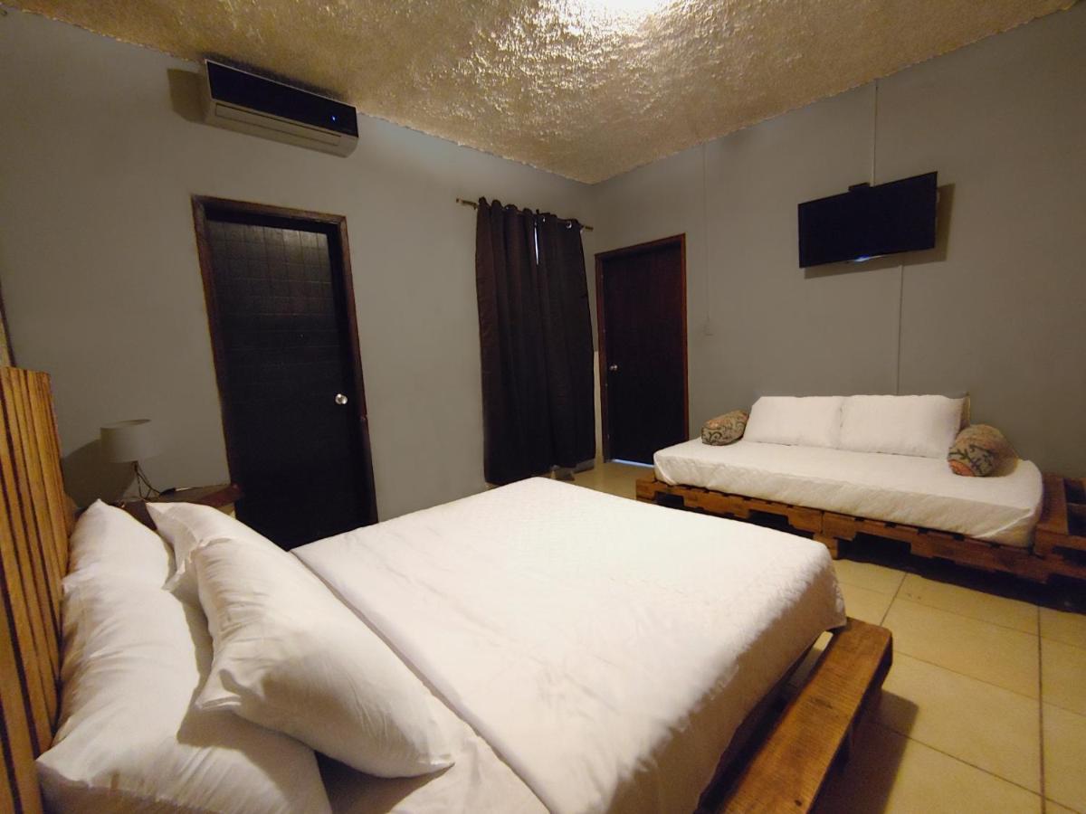 La Zona Hostel San Salvador Eksteriør billede