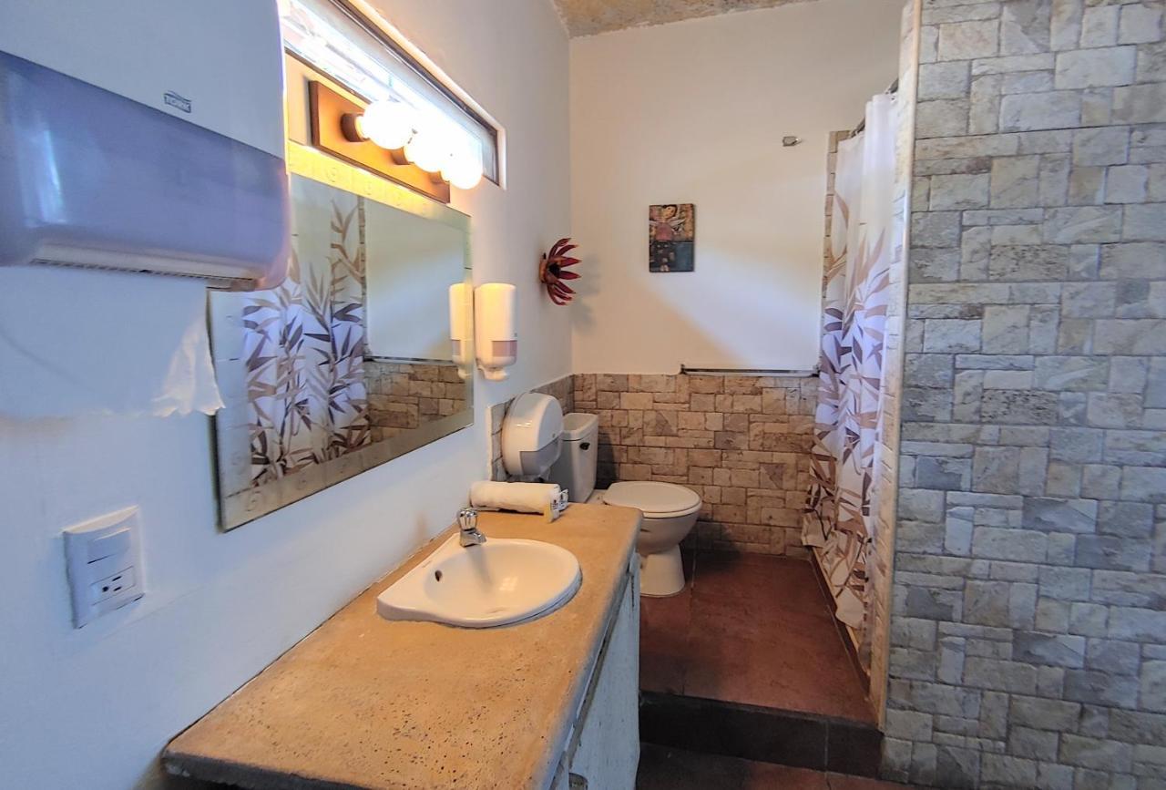 La Zona Hostel San Salvador Eksteriør billede