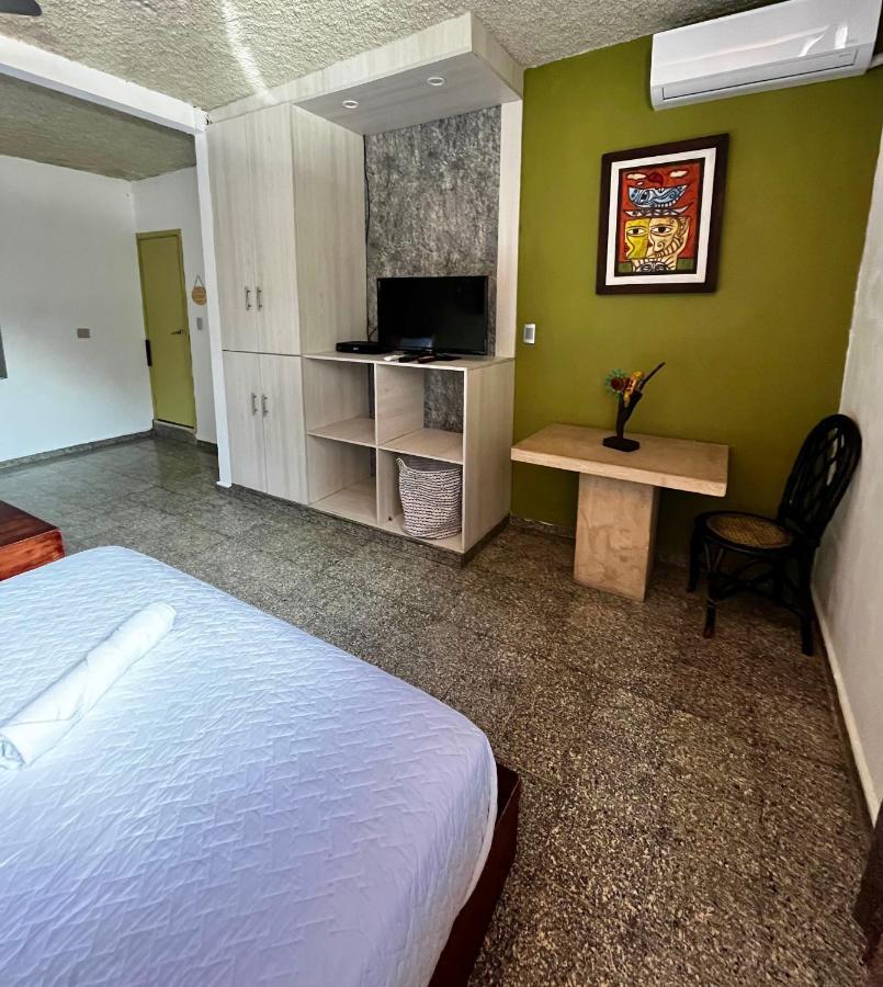 La Zona Hostel San Salvador Eksteriør billede