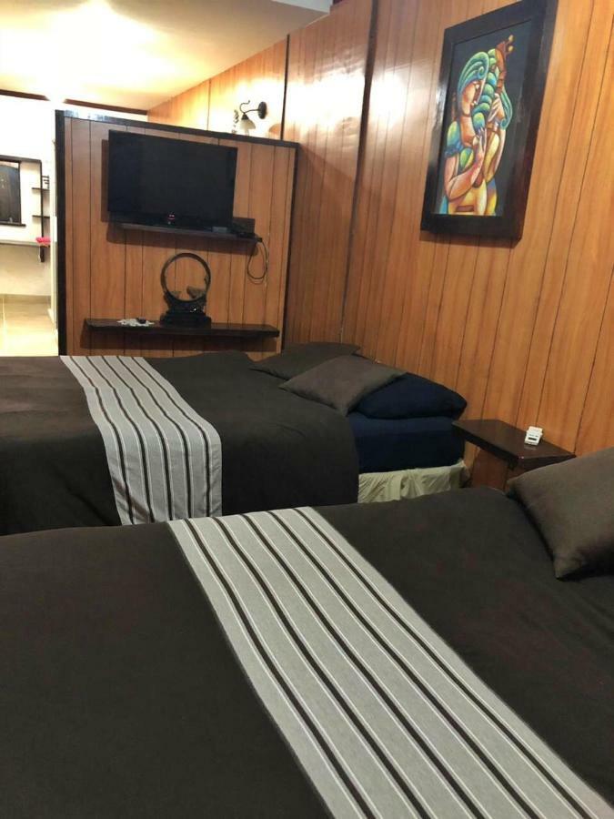 La Zona Hostel San Salvador Eksteriør billede